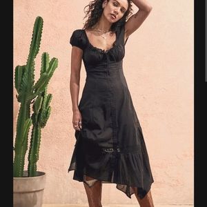 NWT Urban Outfitters Carmen dress, black